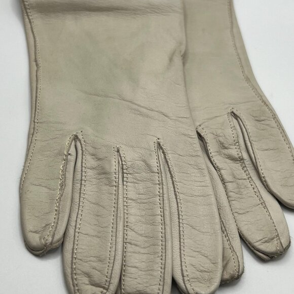 Vintage Italian white/ivory 13” opera gloves - Picture 5 of 8